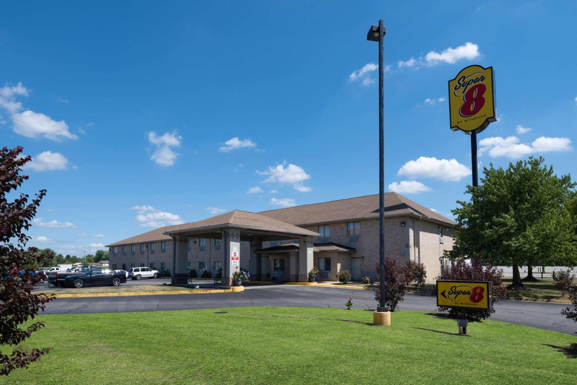 Super 8 By Wyndham Kokomo Exteriér fotografie